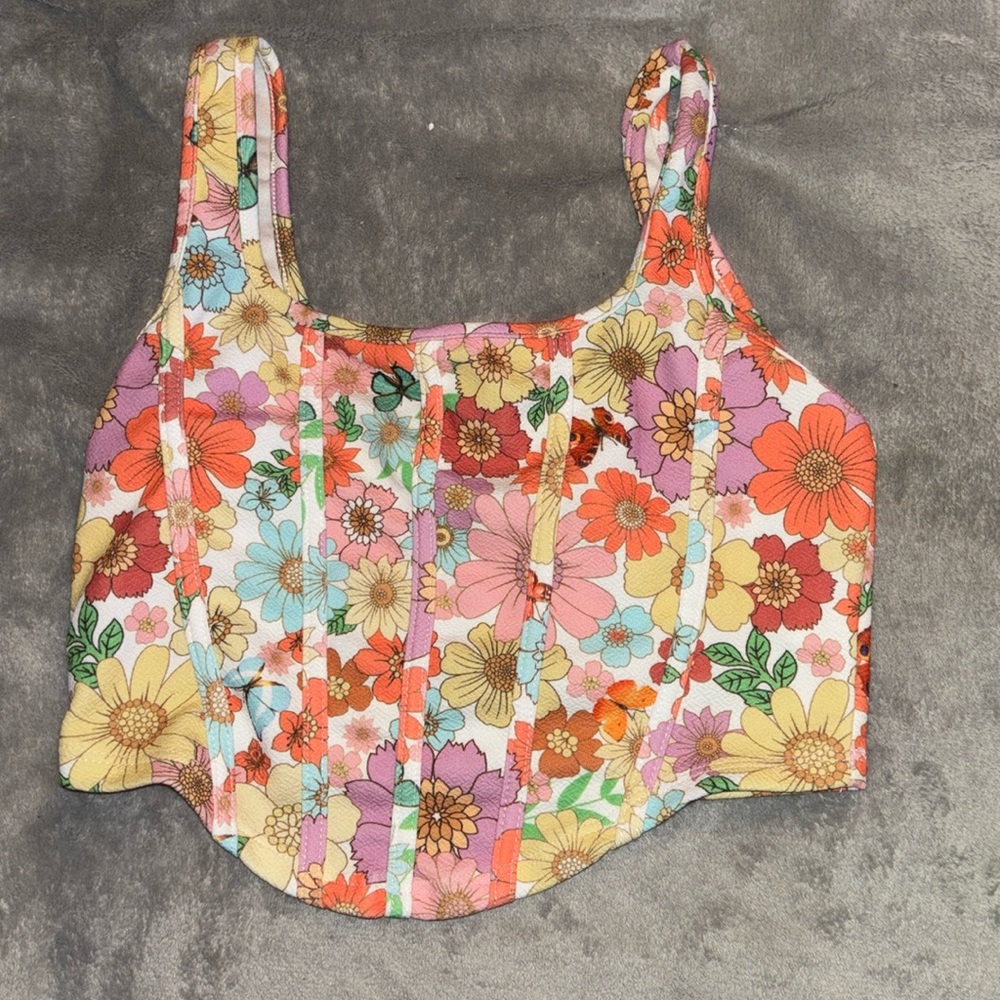 SHEIN FLOWER CROP TOP